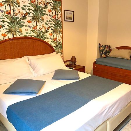 Casa Famiani Bed & Breakfast Letojanni Kültér fotó